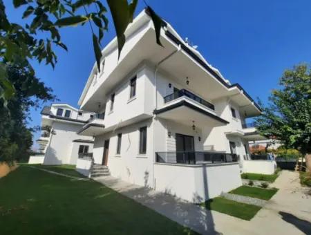 Neuer Verkauf Von 3-In-1-Dach-Maisonette In Köyceğiz