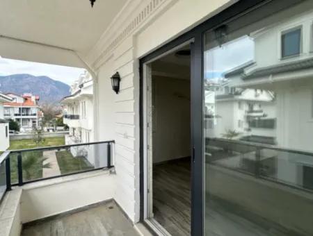 Neuer Verkauf Von 3-In-1-Dach-Maisonette In Köyceğiz