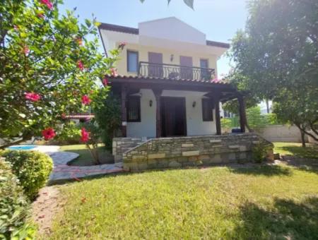 Freistehende Maisonette Mit Pool Für 4 Villen Im Muğla Dalyanda Komplex Zum Verkauf