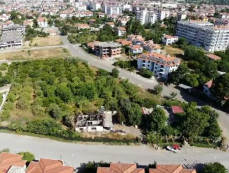 Merkezde 600 M2 Arsa Kiralık