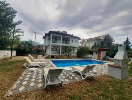 Dalyanda Müstakil Kanala Yakın  3+1 Villa Kiralık